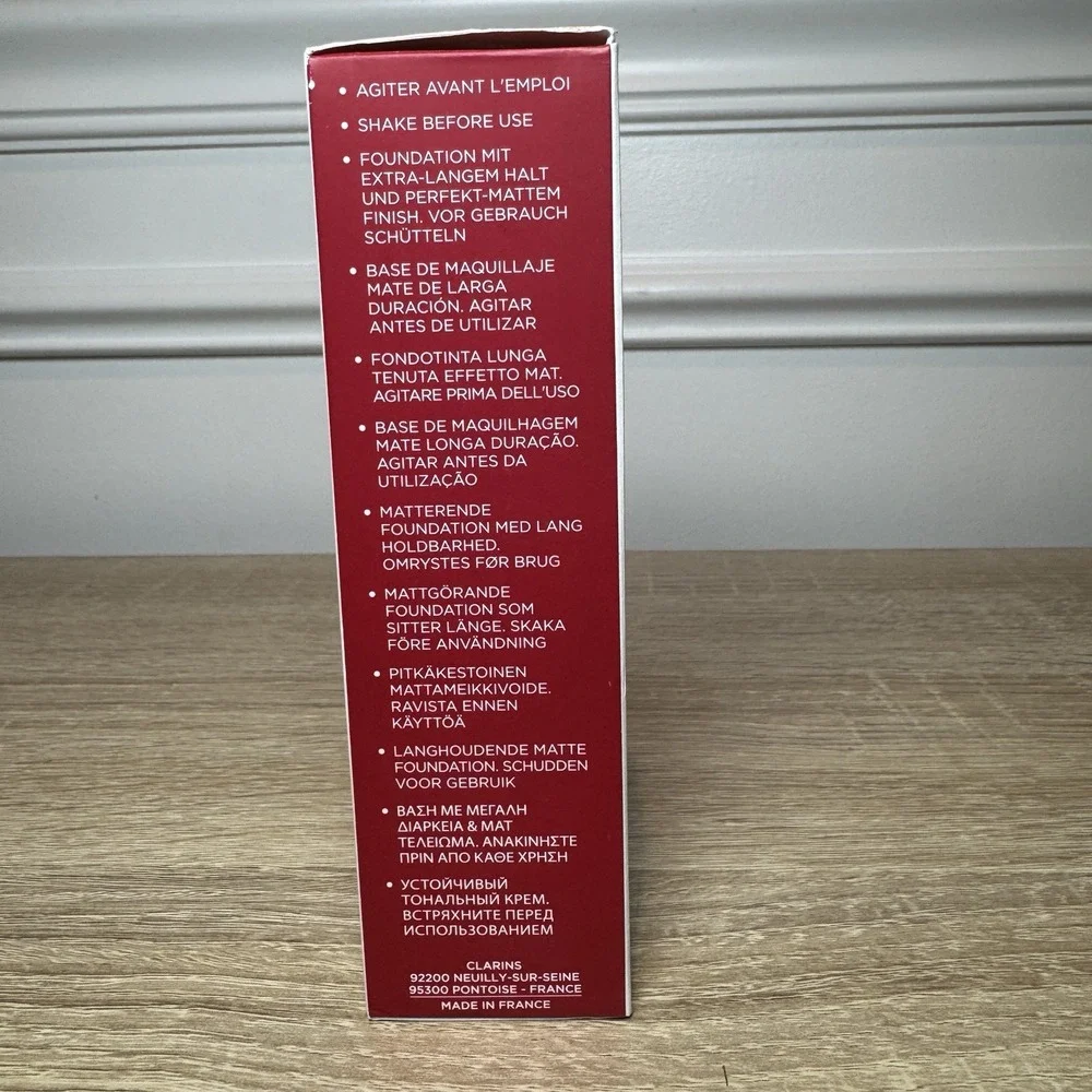 Clarins Everlasting Full Coverage Long Wearing‎ & Hydrating Matte 114.5W 30ml